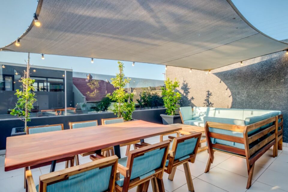 House of M - Outdoor Dining