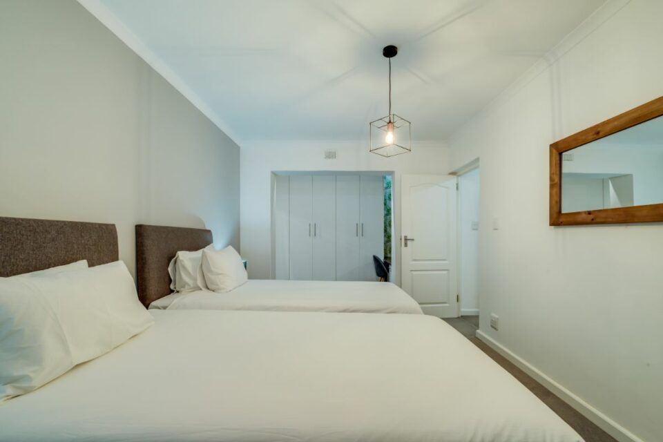 House of M - Twin Bedroom