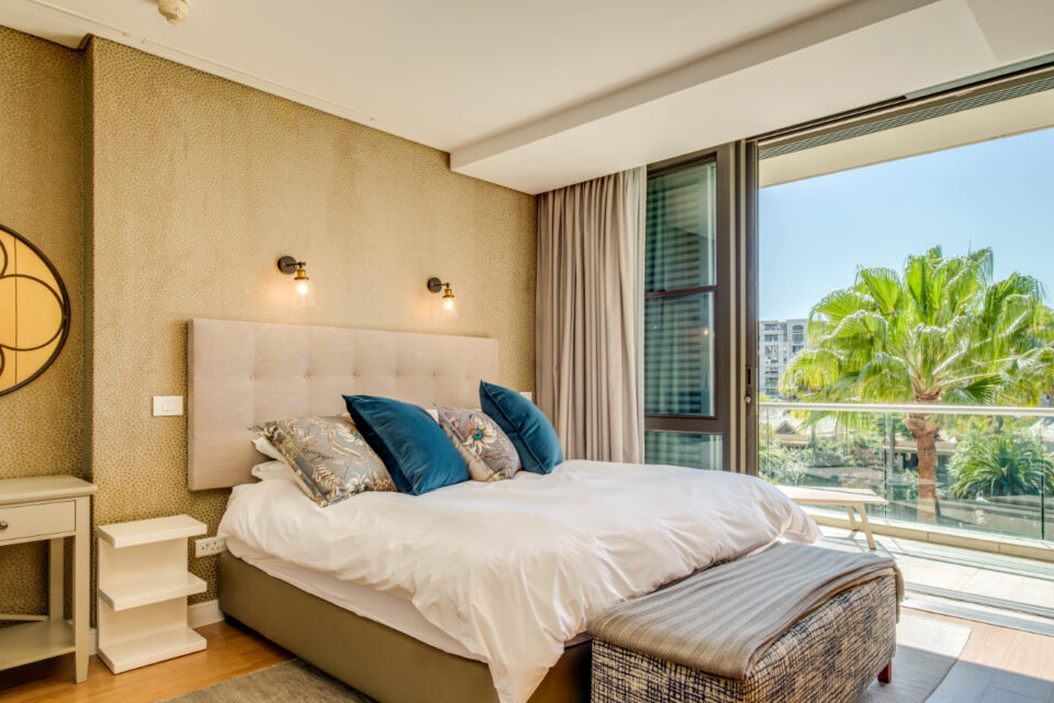 Juliette 308 - Master bedroom with views