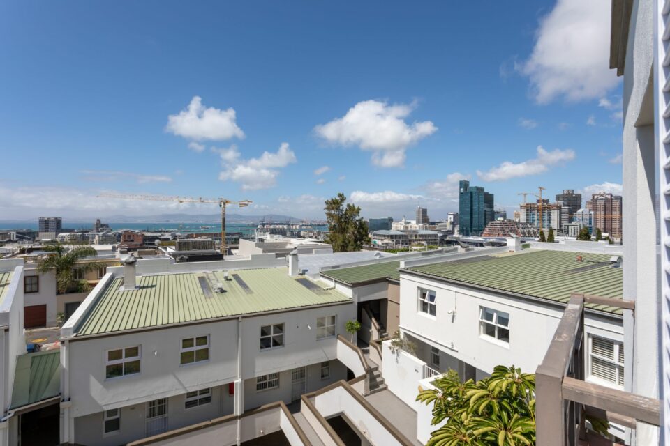 207 DWP - City Views