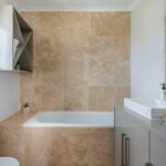 207 DWP - Master En-suite Bath