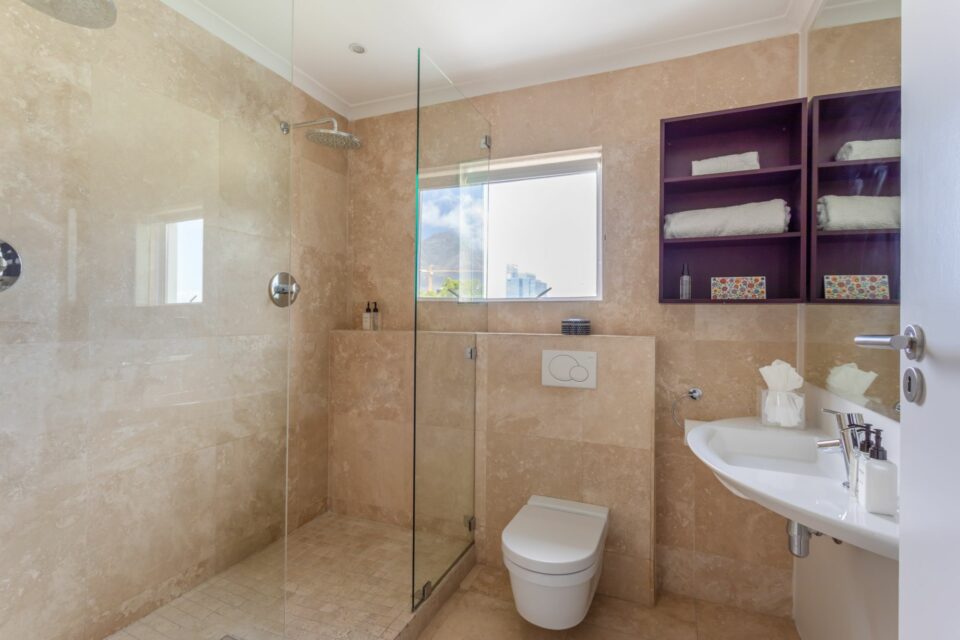 207 DWP - Second Bathroom