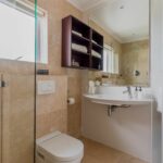 207 DWP - Shared Bathroom