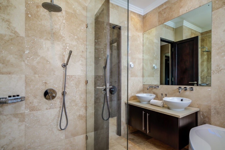 Bayon House - Bathroom with bath and shower