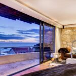 Lions Crest - Lounge Views