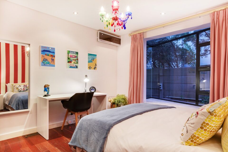 Lions Crest - Third Bedroom Outside