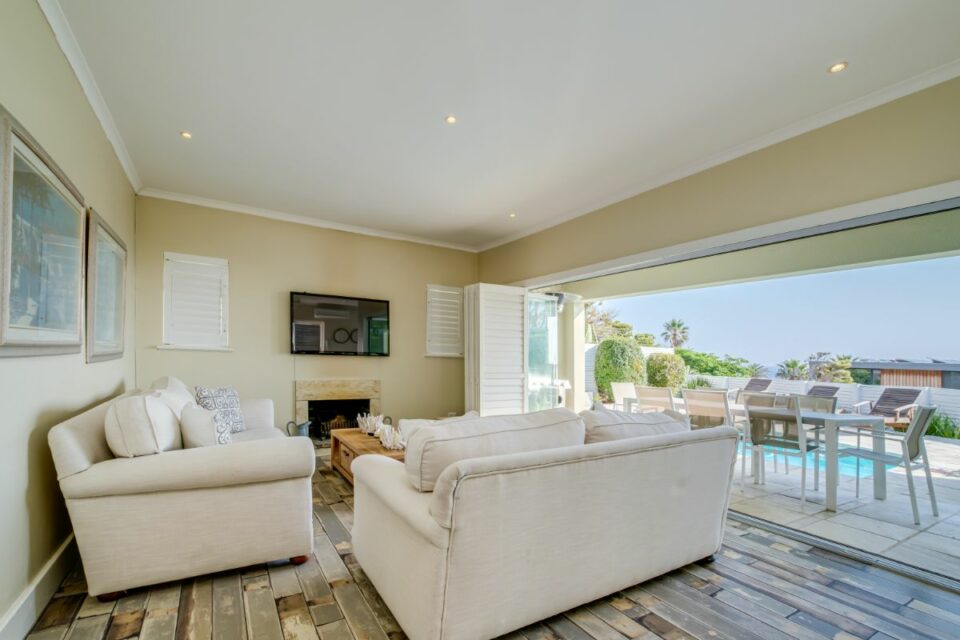 Barbados - Living Room