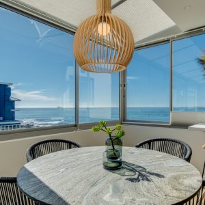 Serenity - Dining and views