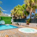 The Grange - Deck with Pool and Jacuzzi
