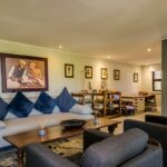 17 Geneva Middle - Living Area