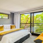 17 Geneva Middle - Bedroom with Juliette Balcony