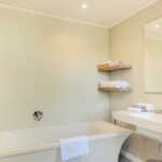 17 Geneva Middle - En-suite