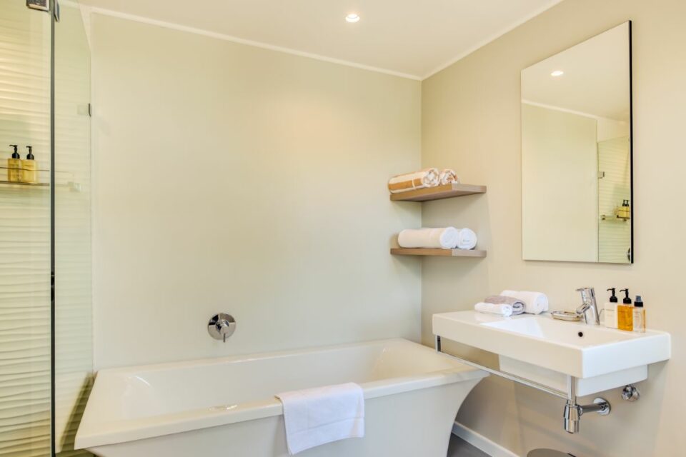 17 Geneva Middle - En-suite