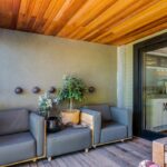 17 Geneva Middle - Deck Seating