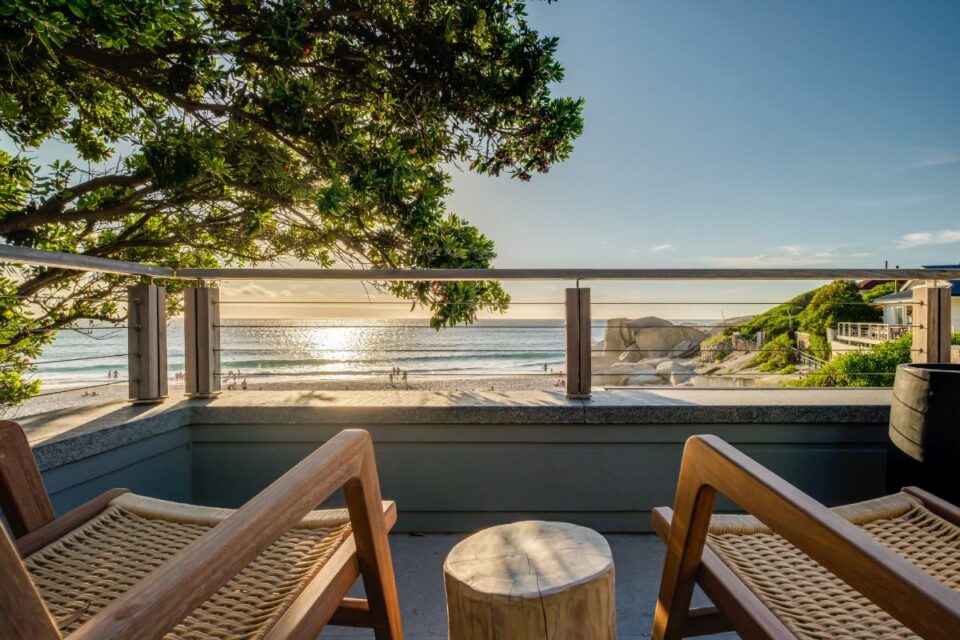 6 Glen - Upstairs Balcony