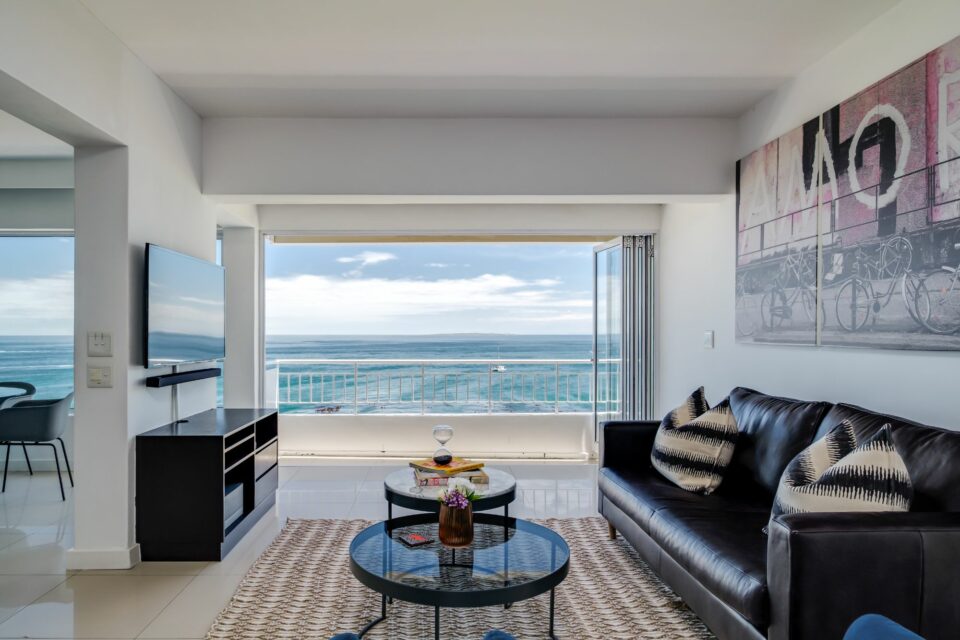 Atlantic Spray - Lounge Views