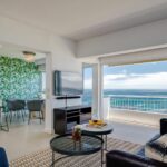 Atlantic Spray - Lounge with TV and Views