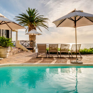Camps Bay Terrace Lodge - Pool and views
