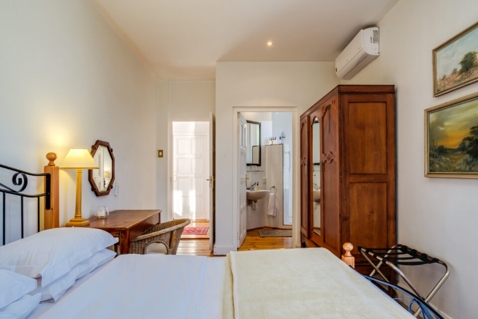 Camps Bay Terrace Lodge - Third bedroom