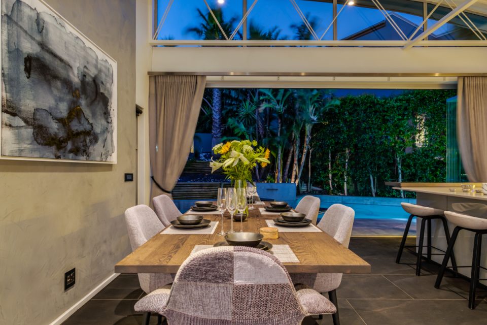 Mithras House - Dining table