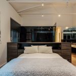 Mithras House - Main bedroom