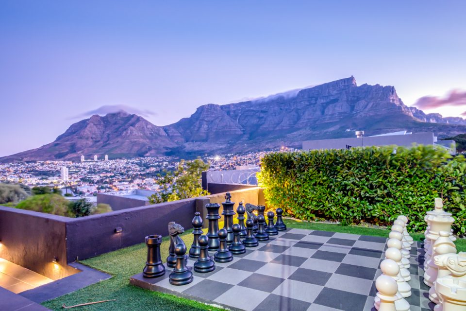 Mithras House - Mountain Views