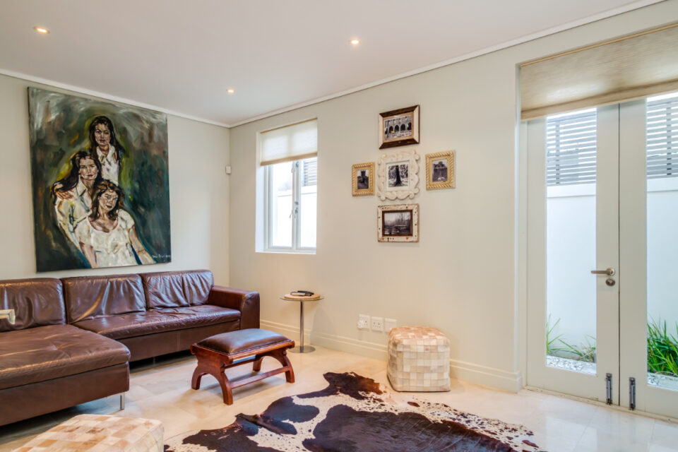 Villa Olivier - Lounge with TV