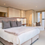 Villa Olivier - Master bed