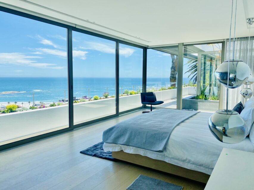 epic-villa-4480215613