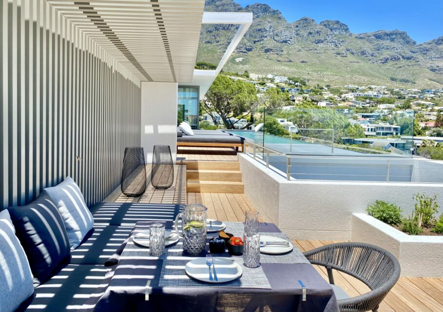 epic-villa-4480215615