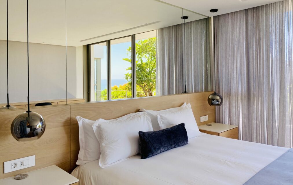 epic-villa-4480215617