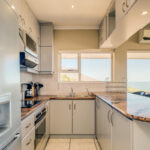 270 Degrees - Kitchen