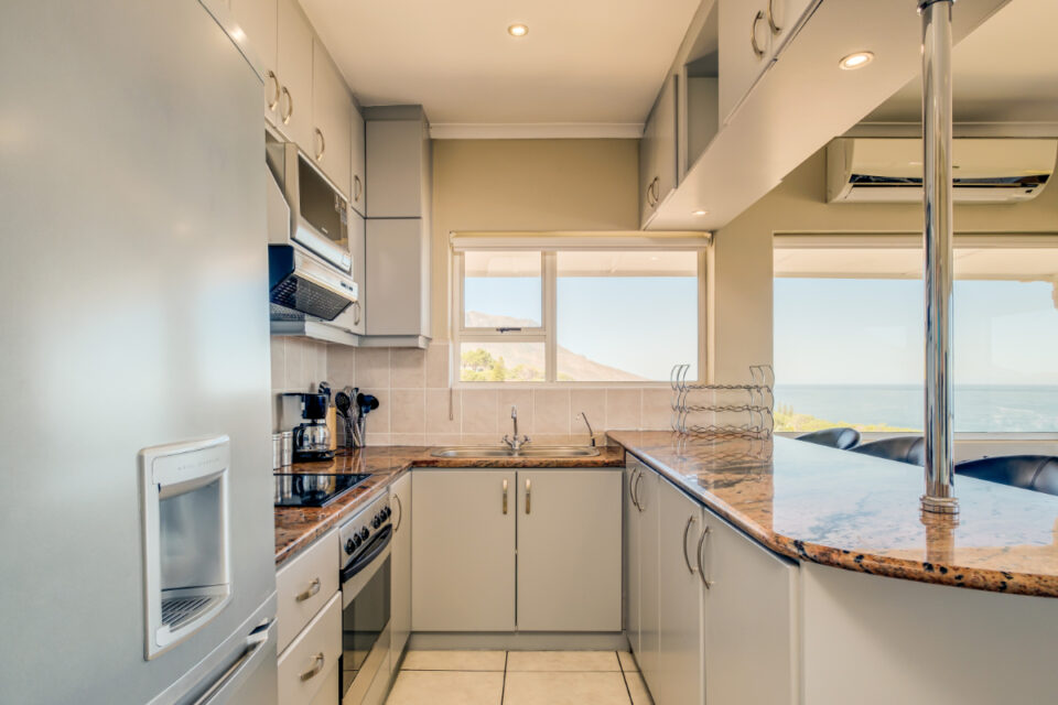 270 Degrees - Kitchen