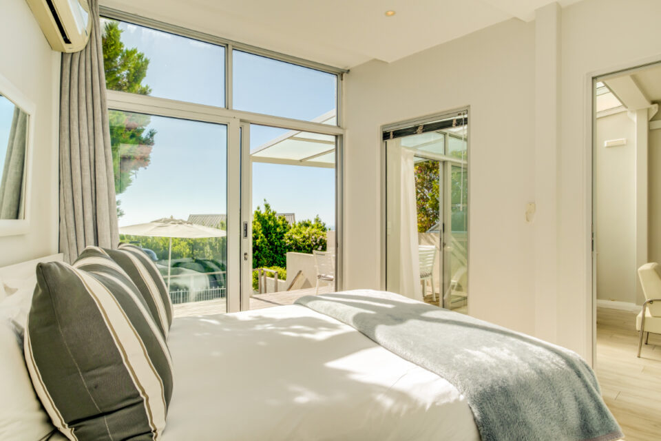 Sea Escape - Master bedroom