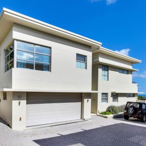 102c-camps-bay-drive-322449785