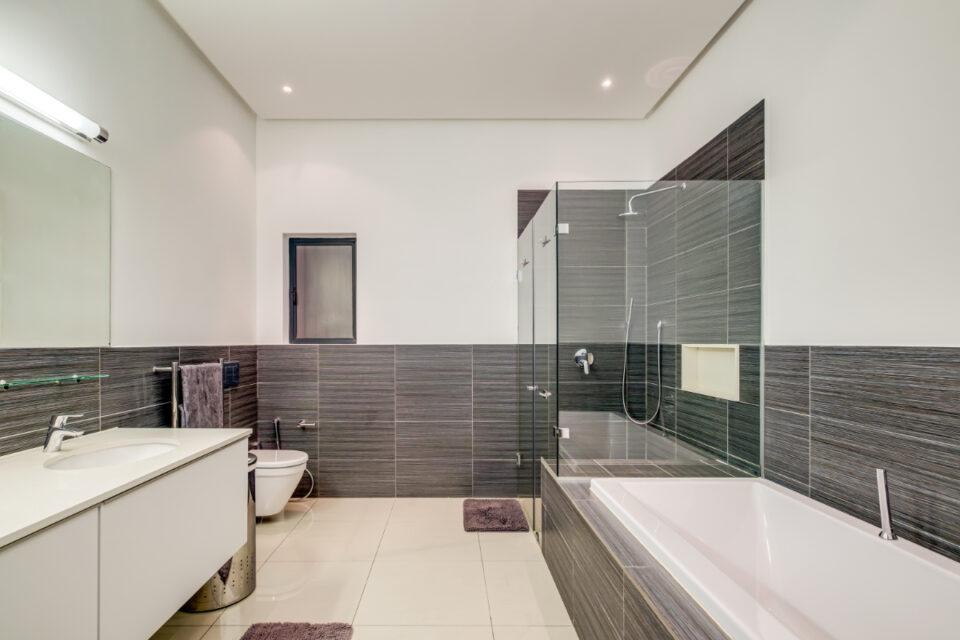 Casa di Sorrento - En-suite bathroom one