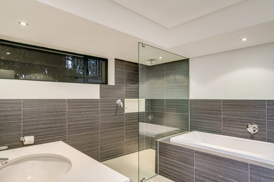 Casa di Sorrento - En-suite bathroom five
