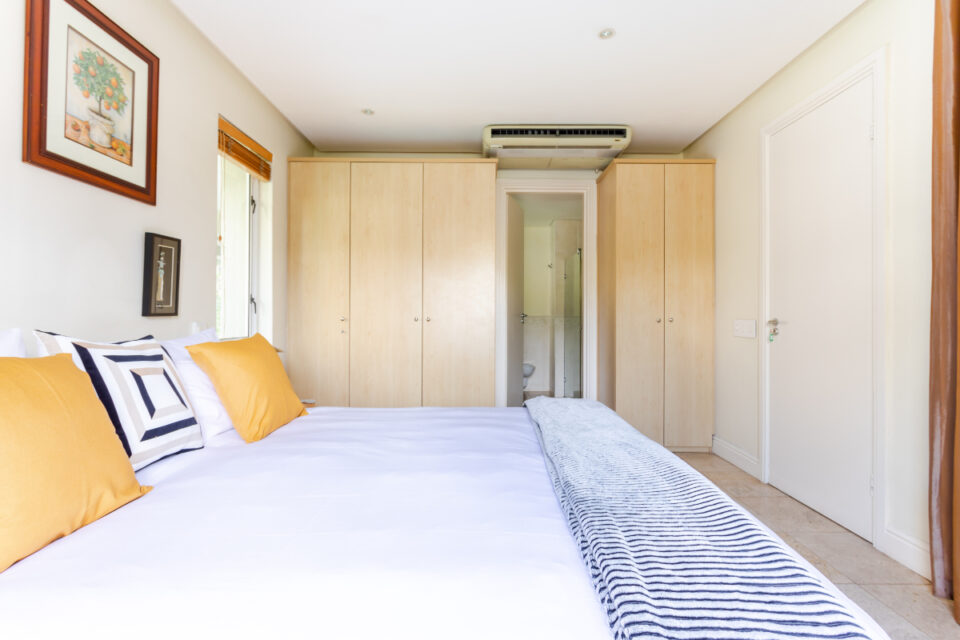 Altmore 001 - Bedroom