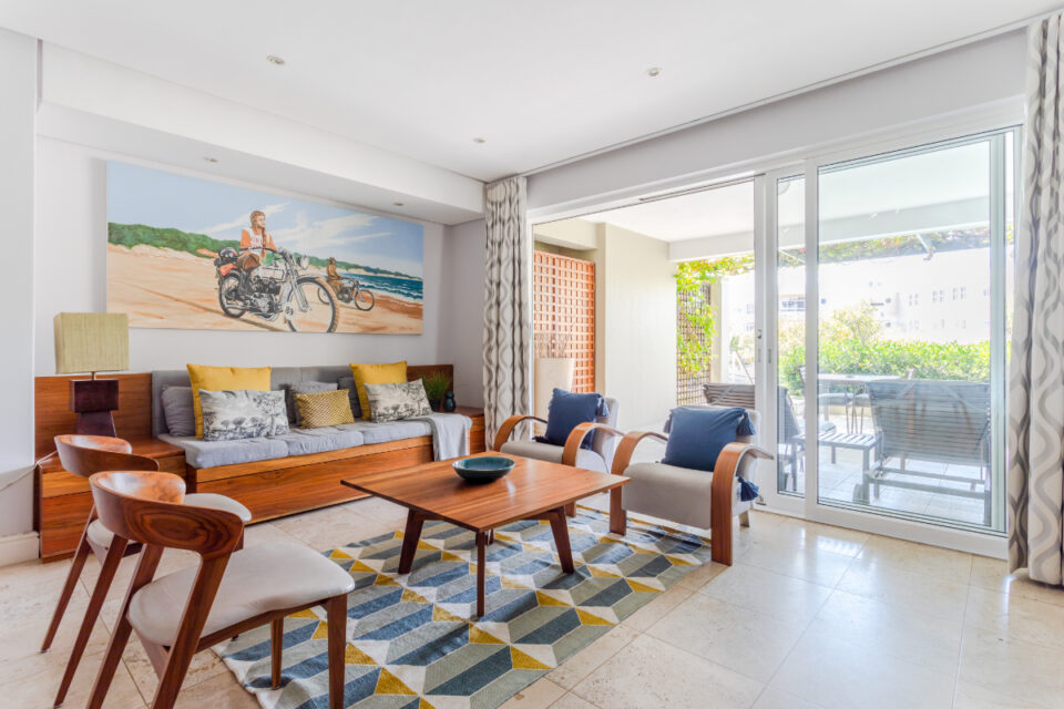 Altmore 001 - Lounge