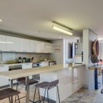 Harbour Bridge 417 - Breakfast bar