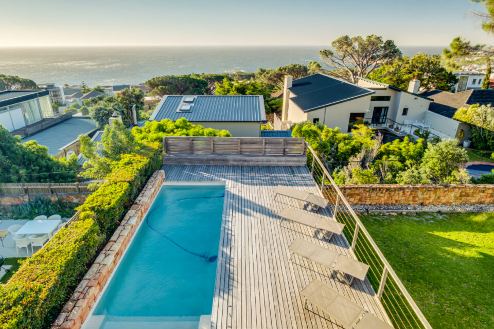 Villa Olivier - Swimming pool and deck