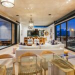 Ocean Villa - Lounge & Dining