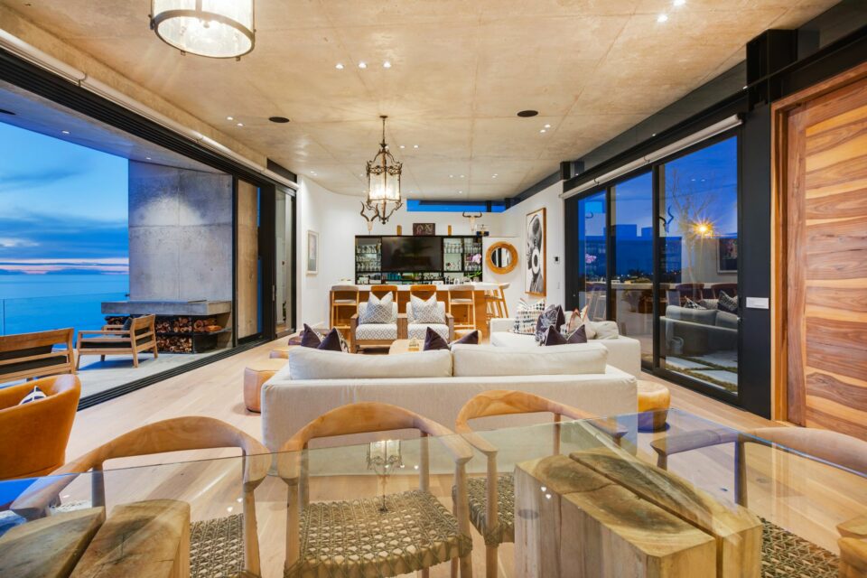 Ocean Villa - Lounge & Dining