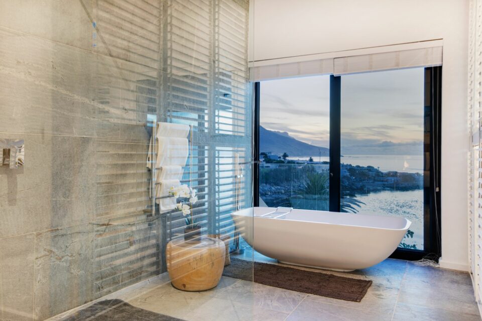 Ocean Villa - Master En-suite (Shared)