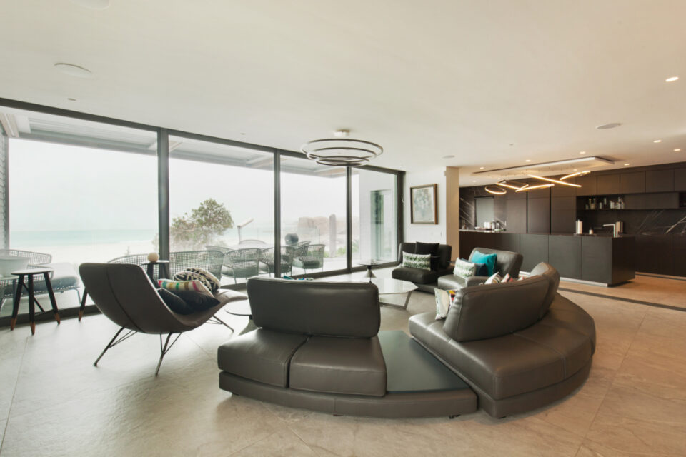 8 Glen Beach - Living room