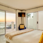 Alpha on the Bay - Master bedroom