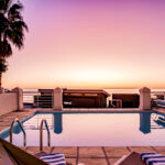 Alpha on the Bay - Swimming pool