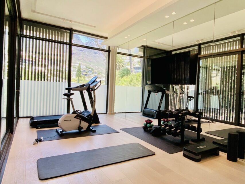 epic-villa-7476459039