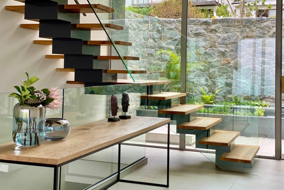 epic-villa-7476459503