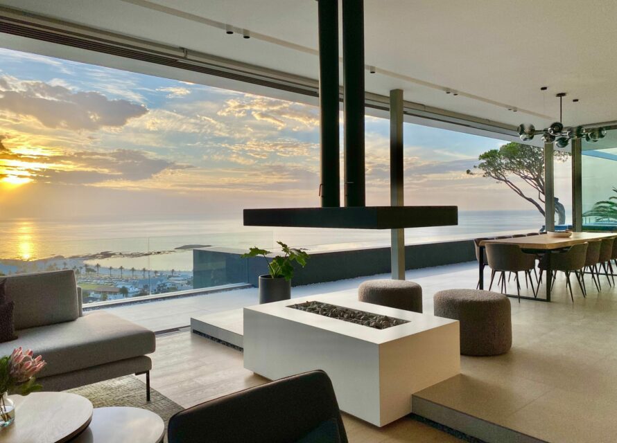 epic-villa-7476459504